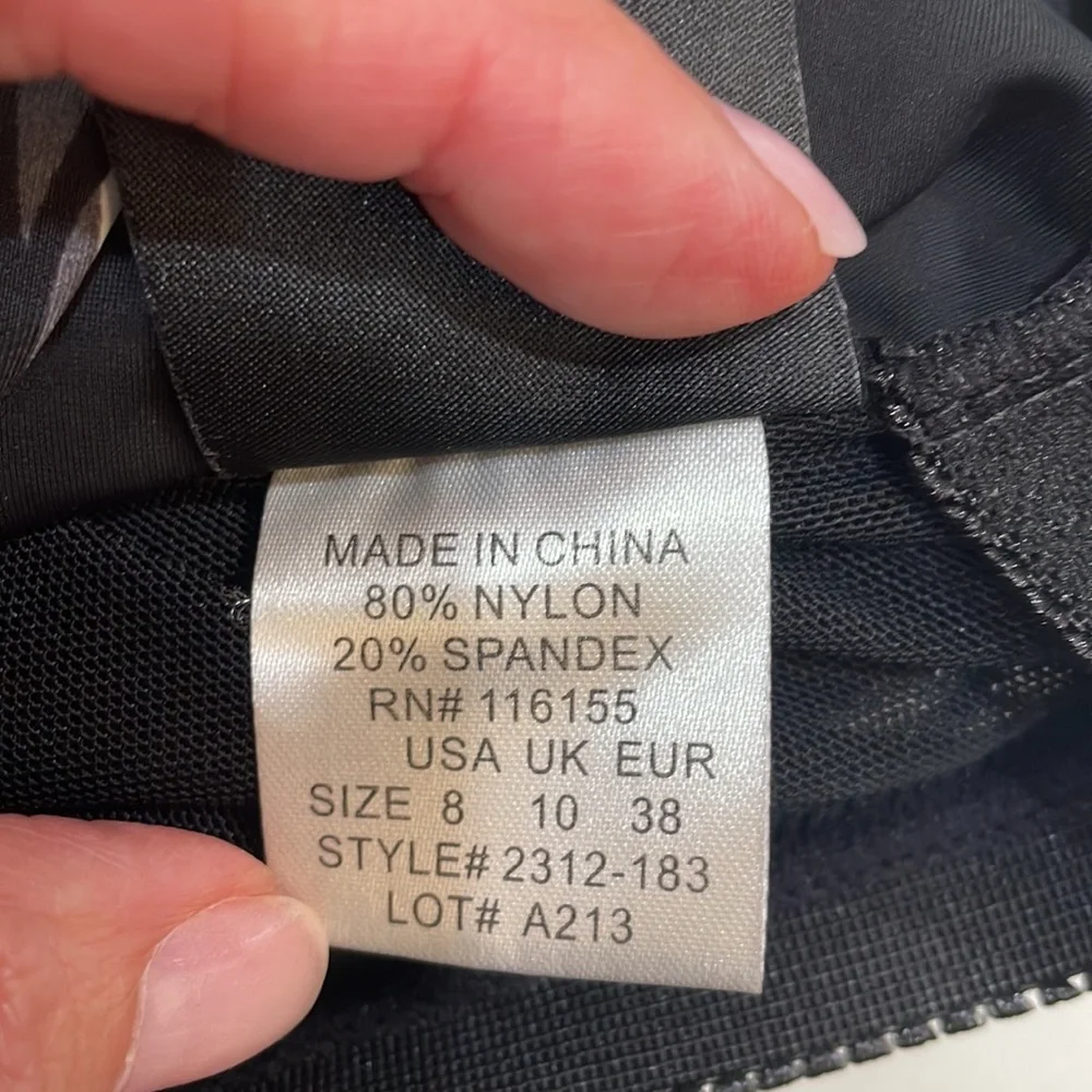 Shore shapes one piece swimsuit 🩱 - Picture 7 of 7